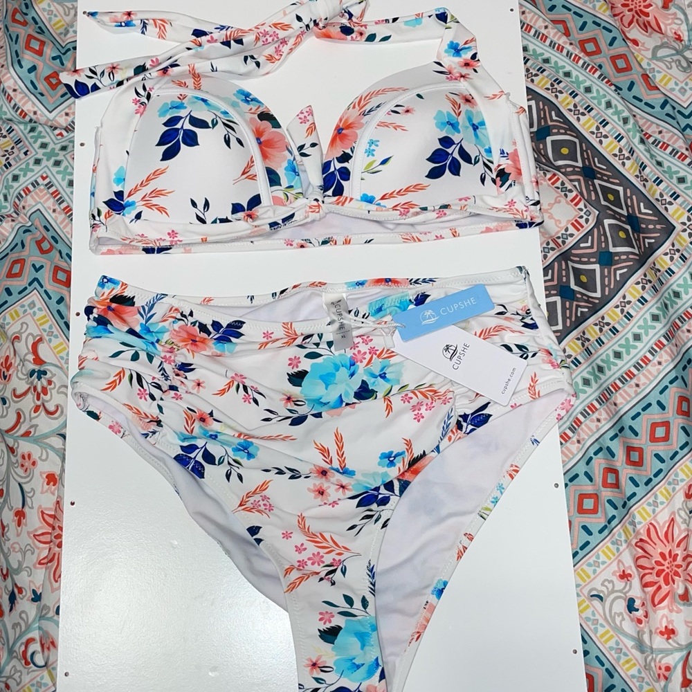NWT Cupshe Floral High-Waisted Floral Bikini XL